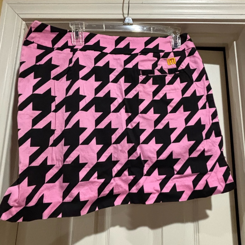 Lilly Pulitzer Pink and Black Houndstooth Skirt